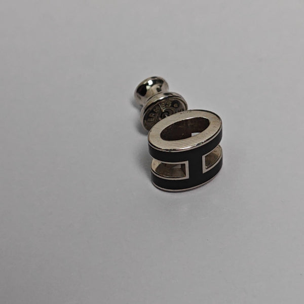 Pop H Metal Black Stud Earrings
