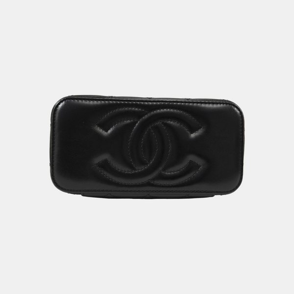 VANITY CASE Small Quilted Lambskin Black
