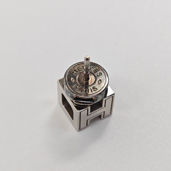 Cage D'h Metal Silver Stud Earrings
