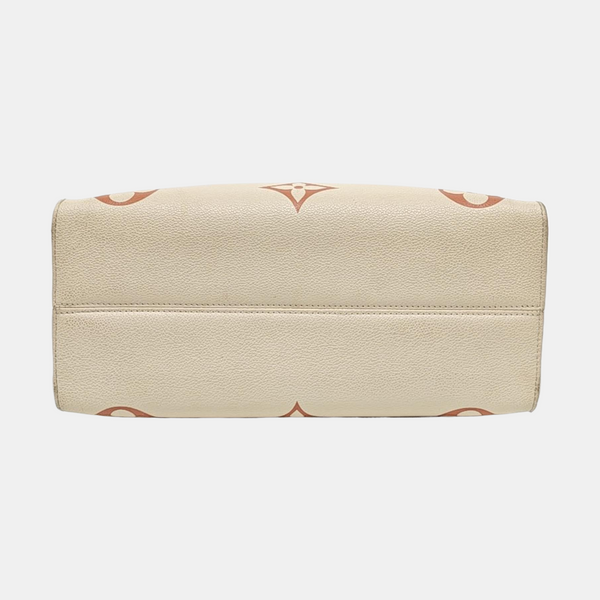 ONTHEGO MM Monogram Calfskin Beige