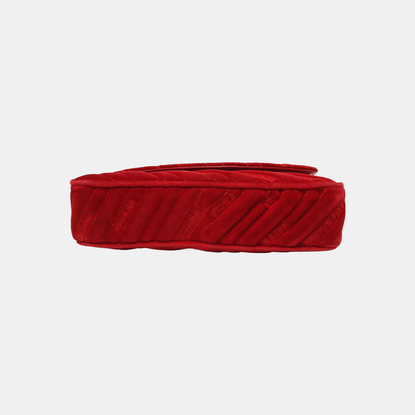 BB Velvet Red