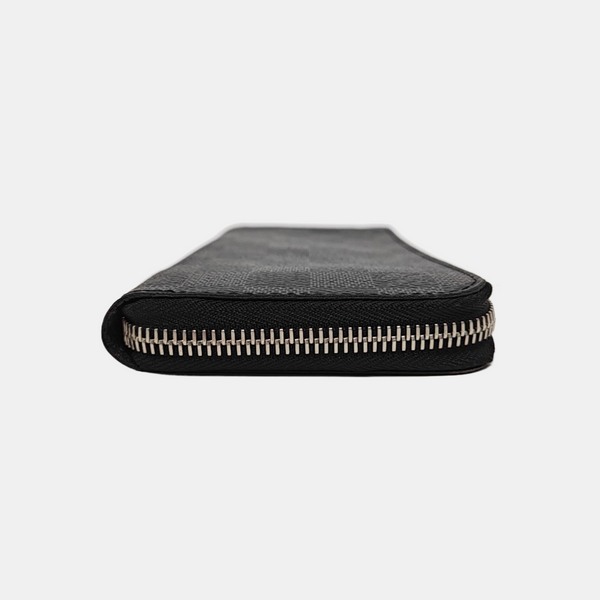 ZIPPY Damier Graphite Coated Canvas Gray Wallet