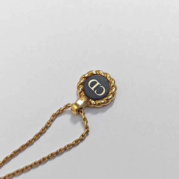 Twist Round Metal Gold Necklace