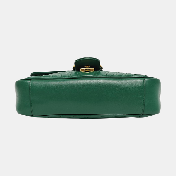 Authenticated pre-owned GG Marmont Medium Quilted Calfskin Green - Shoulder Bag at Looply