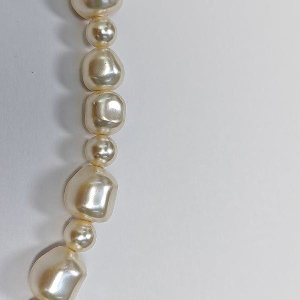 Metal White Necklace
