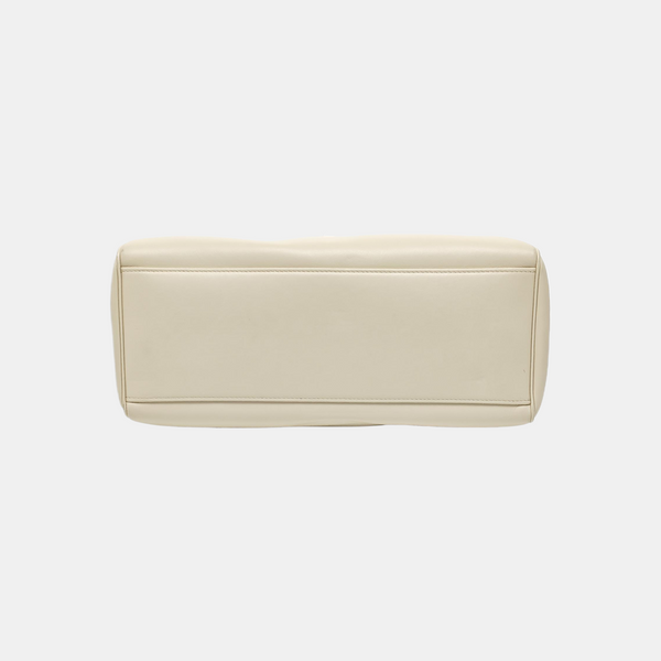 16 Medium Calfskin Beige
