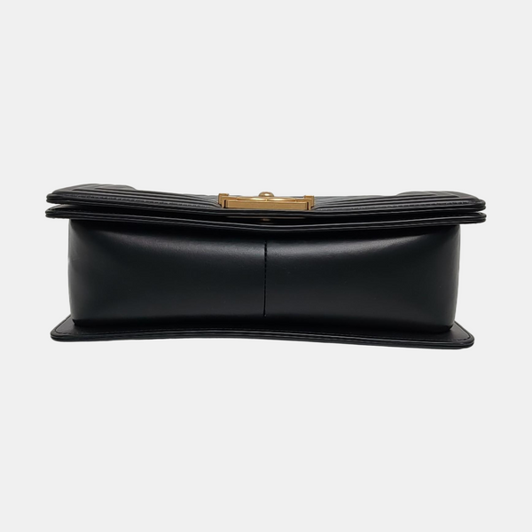 BOY CHANEL Medium Quilted Calfskin Black
