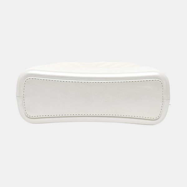Authenticated pre-owned GABRIELLE Medium Chevron, Quilted Calfskin White - Shoulder Bag at Looply