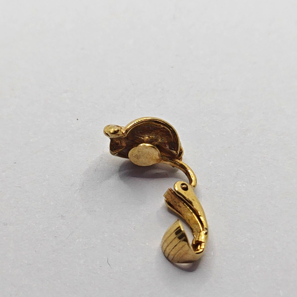 Twist Round Metal Gold Clip On Earrings