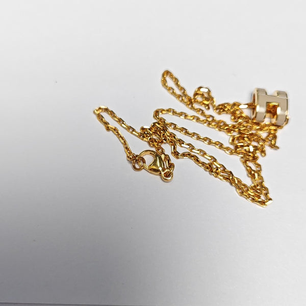 Pop H Metal Gold Necklace