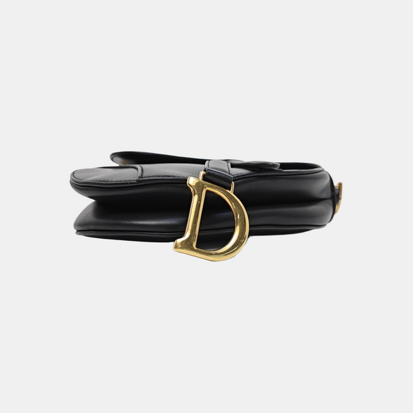 Authenticated pre-owned Saddle Calfskin Black - Shoulder Bag at Looply