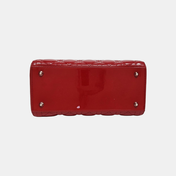 Bolso Lady Dior Mediano de Piel Patentada Acolchada Roja