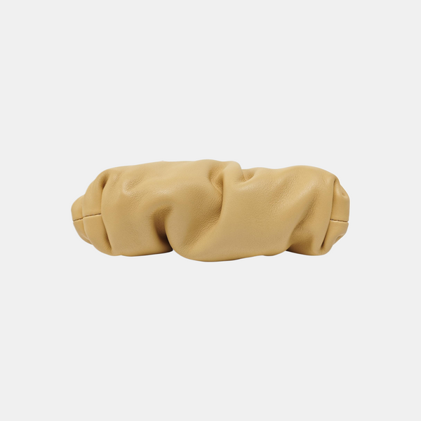 The Pouch Calfskin Beige