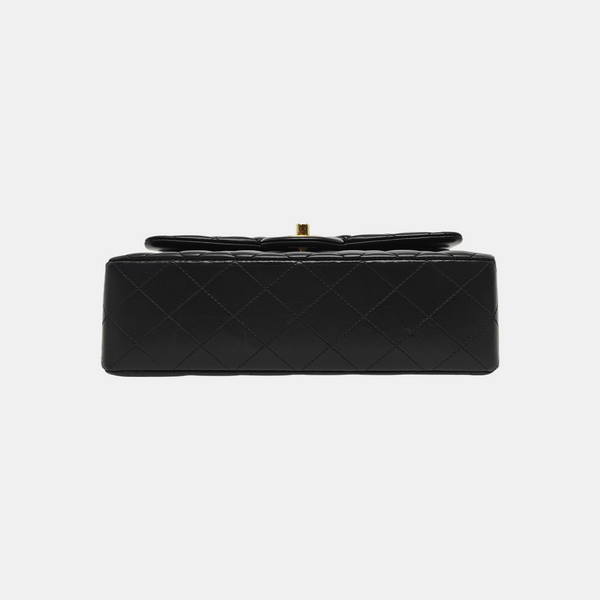 CLASSIC FLAP Small Quilted Lambskin Black