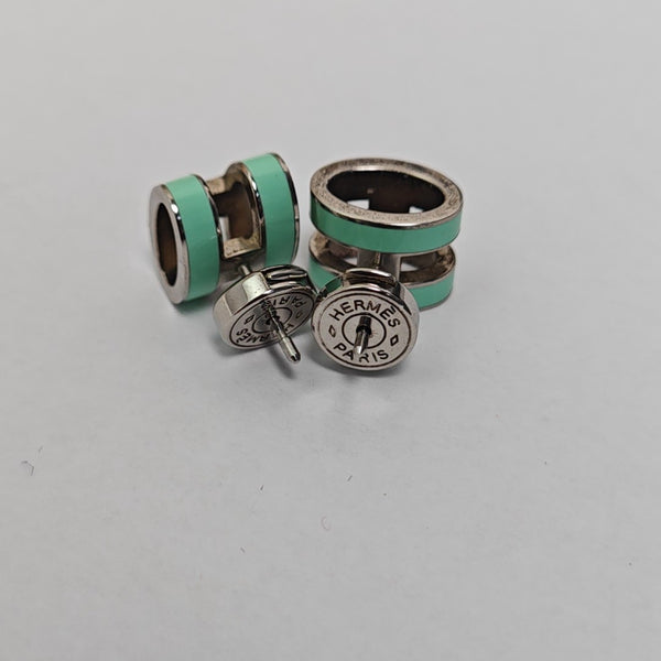 Pop H Metal Green Stud Earrings