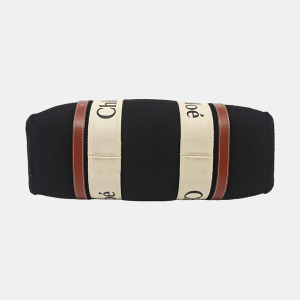 Woody Medium Felt Black