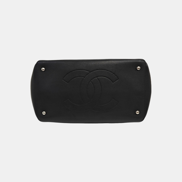 EASY SHOPPING Large Quilted Calfskin Black