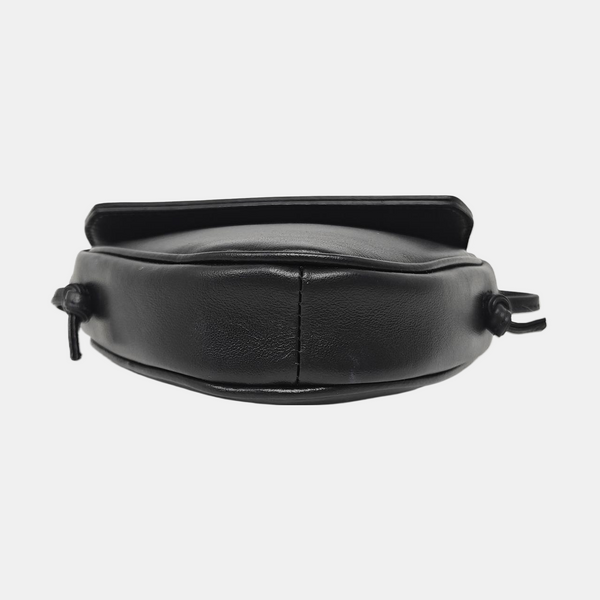 TRIANGLE Calfskin Black