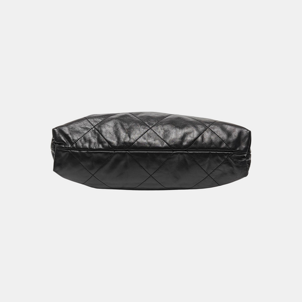 CHANEL 22 Medium Quilted Calfskin Black