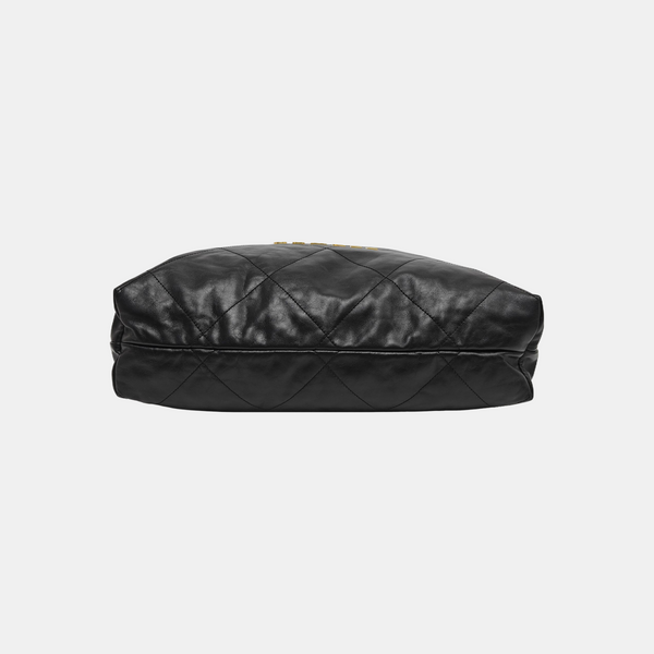 CHANEL 22 Medium Quilted Calfskin Black