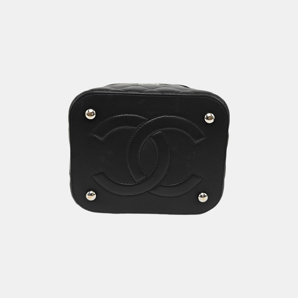 Authenticated pre-owned VANITY CASE Quilted Lambskin Black - Shoulder Bag at Looply