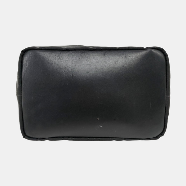 Monogram Canvas Black