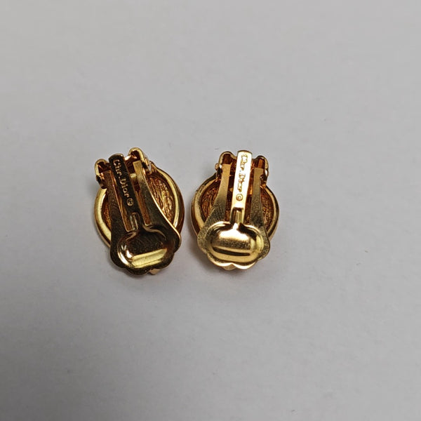 Metal Gold Clip On Earrings