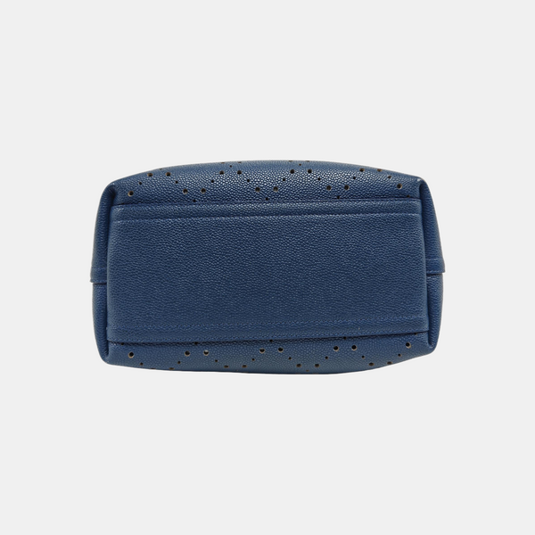 CC DRAWSTRING BUCKET Grained Calfskin Blue