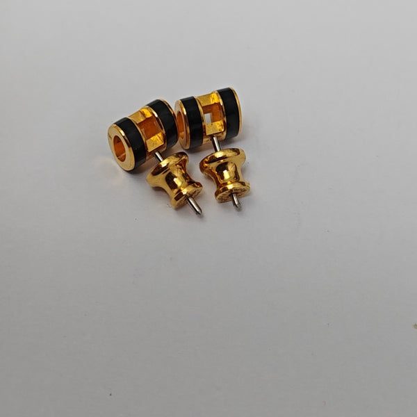 Pop H Metal Black Stud Earrings