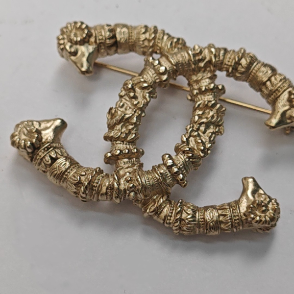 Cruise Gold Plated Yellow Brooch