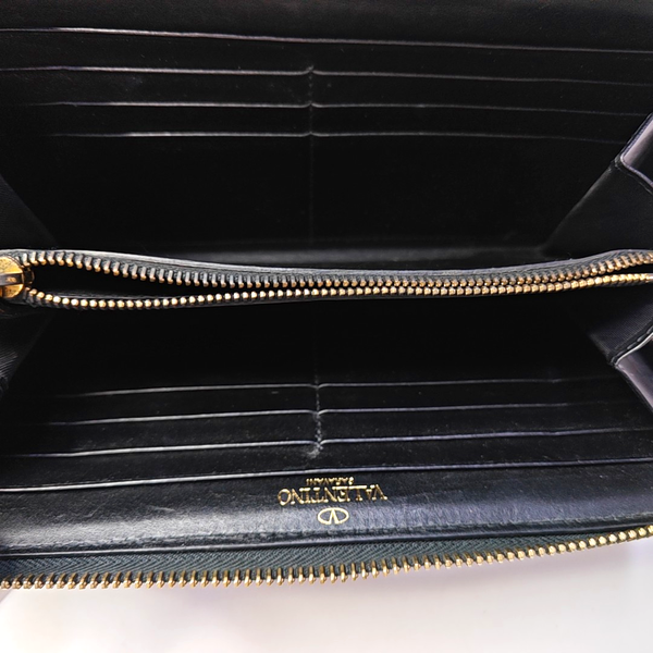 Cartera Rockstud de piel de ternera negra