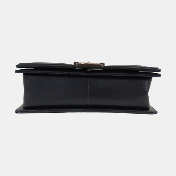 Authenticated pre-owned BOY CHANEL Medium Quilted Lambskin Black - Shoulder Bag at Looply
