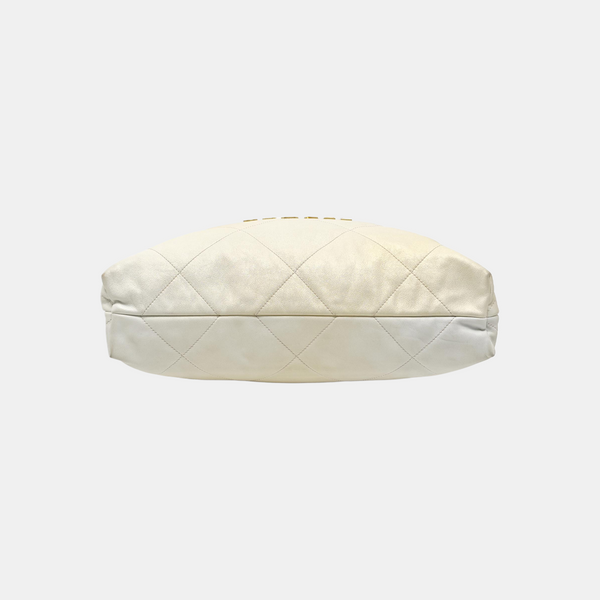 CHANEL 22 Medium Quilted Calfskin White