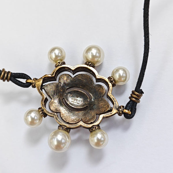 Metal Black Necklace