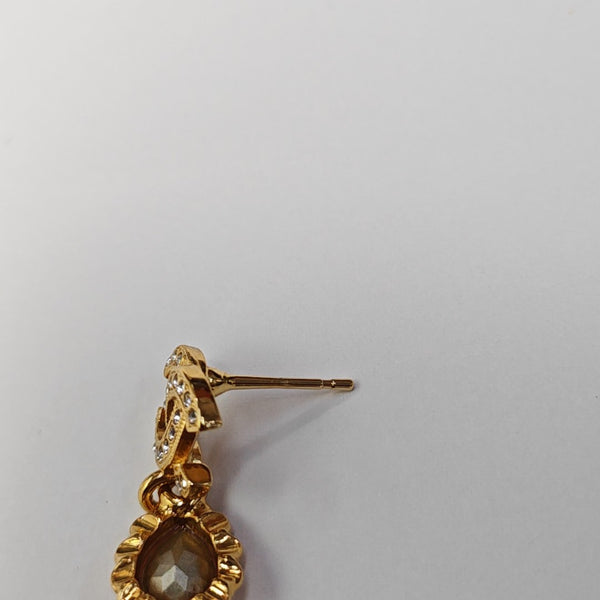 Metal Gold Stud Earrings