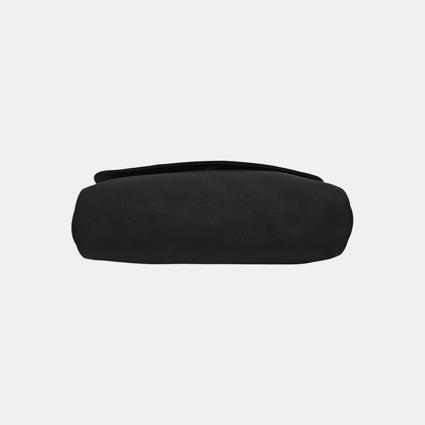 Authenticated pre-owned Messenger Fabric Black - Shoulder Bag at Looply