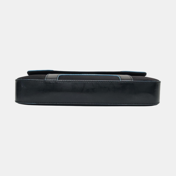 Canvas Black