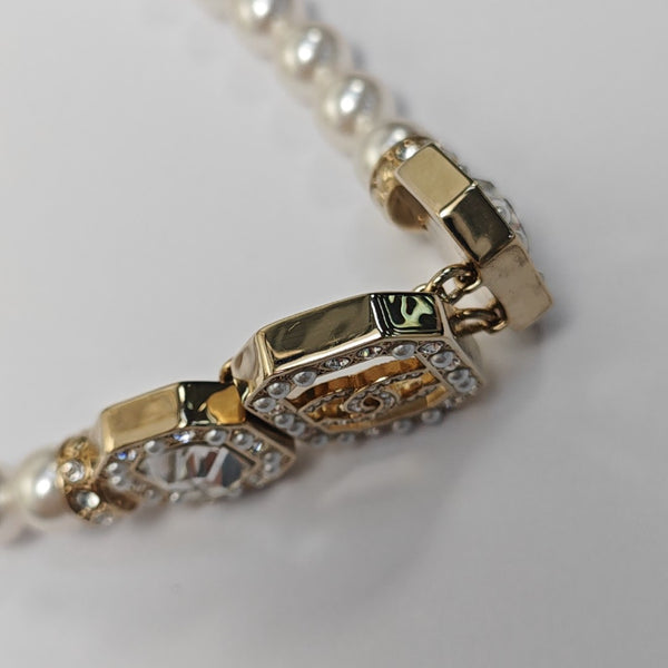 Collar blanco de perlas de imitación