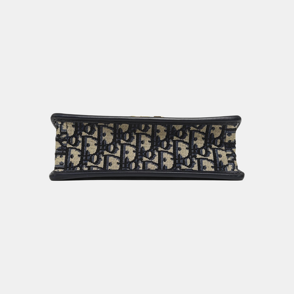 30 Montaigne East-West Oblique Canvas Blue