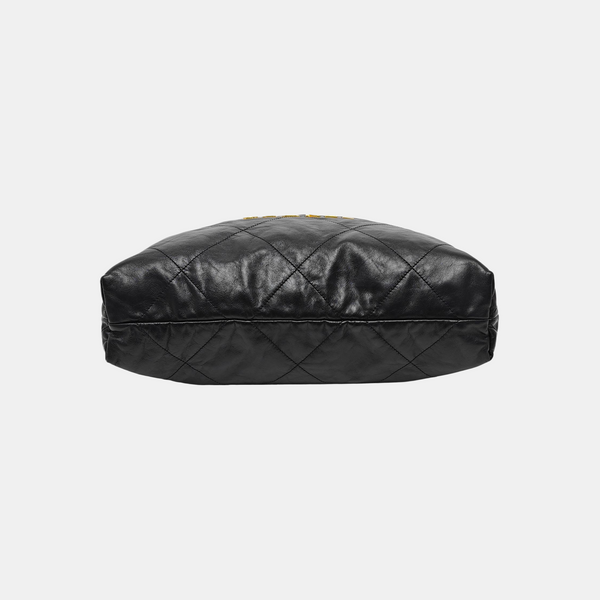 CHANEL 22 Medium Quilted Calfskin Black