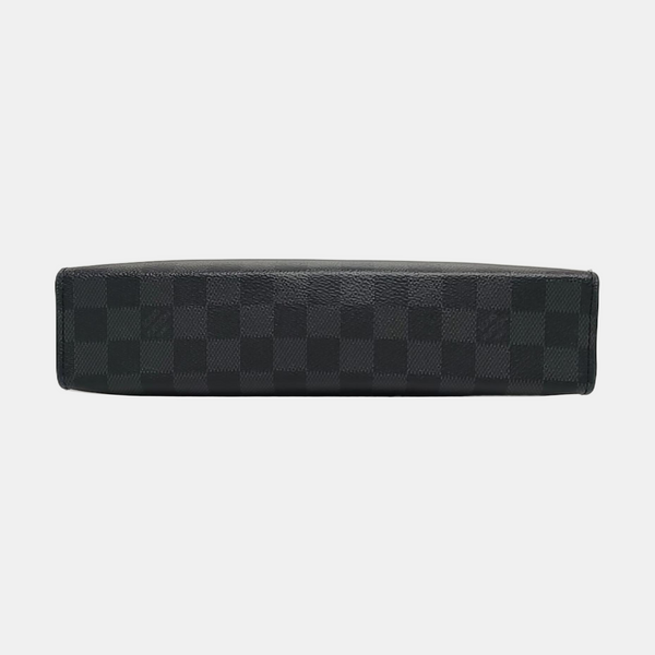 Pochette Voyag MM Damier Graphite Coated Canvas Gray