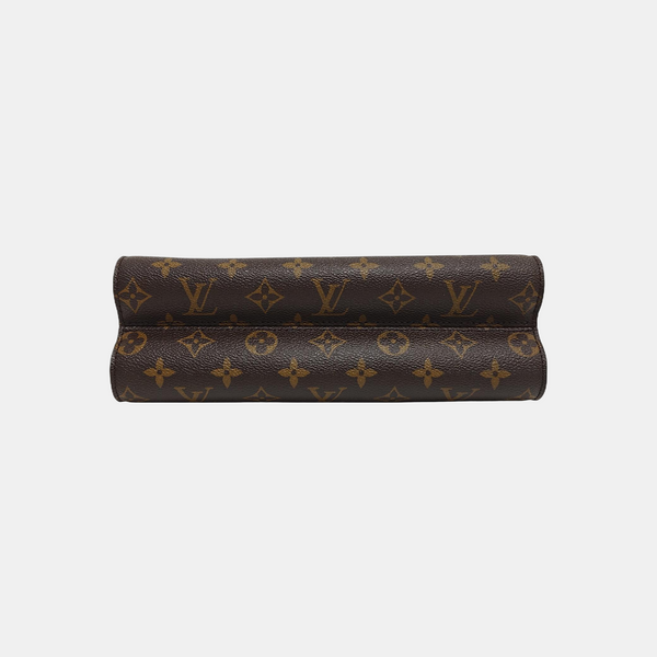 VICTOIRE Monogram Coated Canvas Brown