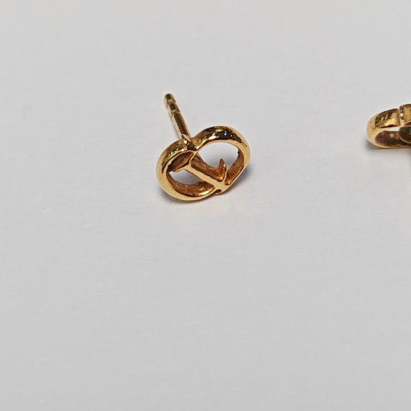 Metal Gold Stud Earrings