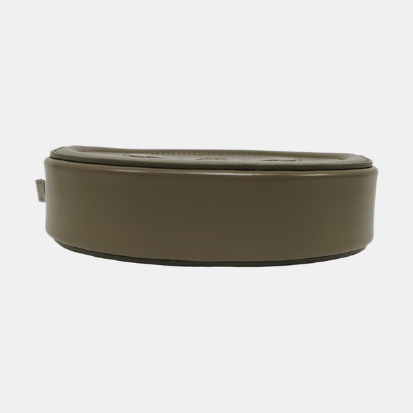 Authenticated pre-owned TRIOMPHE Calfskin Green - Shoulder Bag at Looply