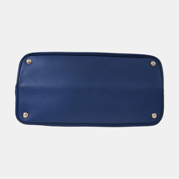 Authenticated pre-owned Double Saffiano Calfskin Blue - Tote Bag at Looply