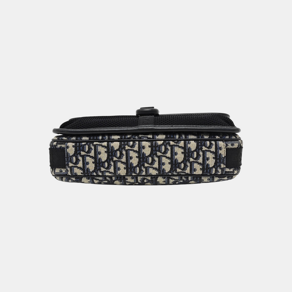 Oblique Canvas Shoulder Bag Black
