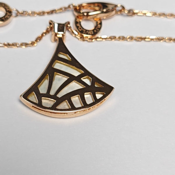 DIVAS' DREAM 18k Rose Gold Necklace