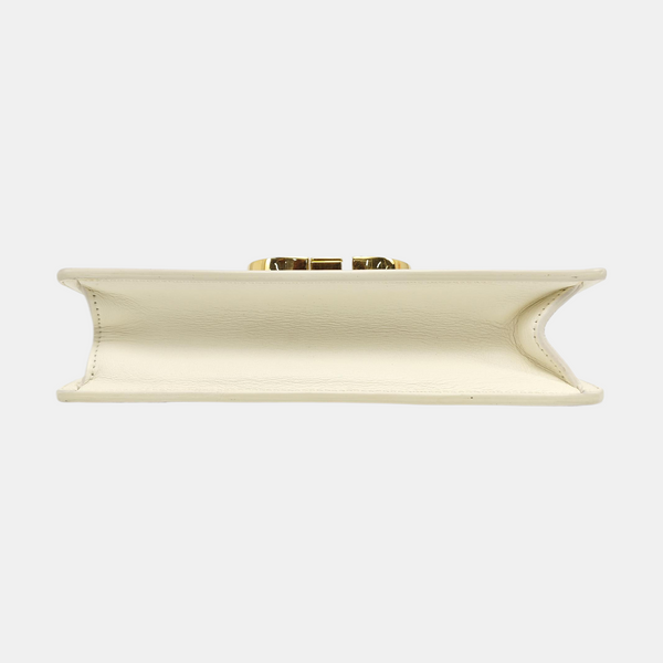 Authenticated pre-owned 30 Montaigne Calfskin Yellow - Shoulder Bag at Looply