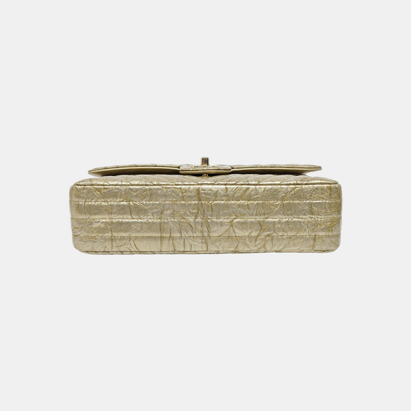 CLASSIC FLAP Small Chevron Patent Calfskin Gold