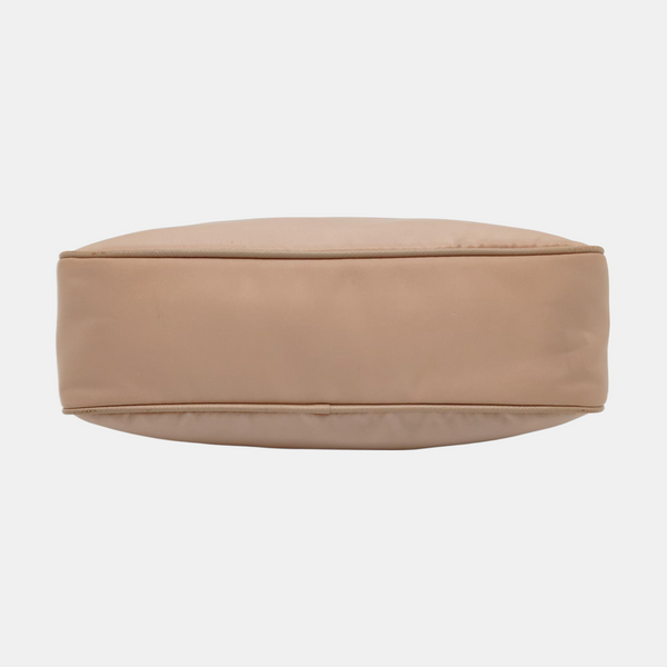 Authenticated pre-owned Re-Edition2005 Nylon Beige - Shoulder Bag at Looply